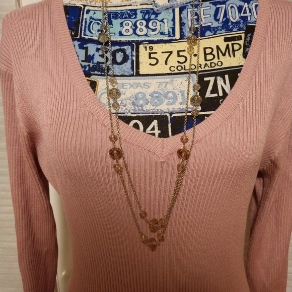 Necklace - Picture 2 of 5